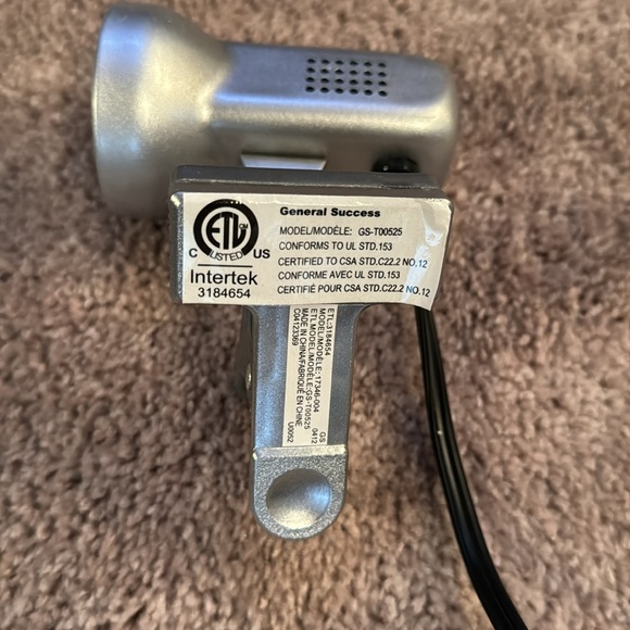 NWOT Intertek clip on desk light - Picture 3 of 4